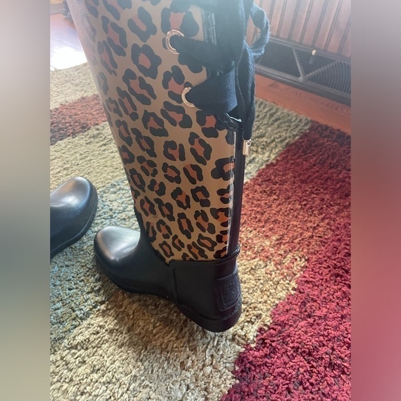 Authentic Coach Leopard Signature Outline “Tristee” Rain Boots - Picture 9 of 11